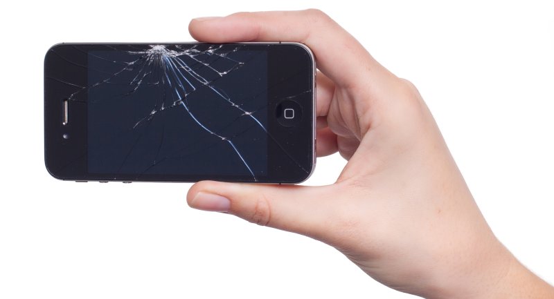 Schäden am Display des Smartphones sind Alltag. Eine Versicherung kann sich lohnen. (Foto: Philipp Zurawski/Pixabay)