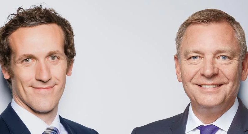 Dr. Dominik Hennen (links) und Herbert Rogenhofer übernehmen neue Aufgaben bei der Talanx. (Foto: Talanx )