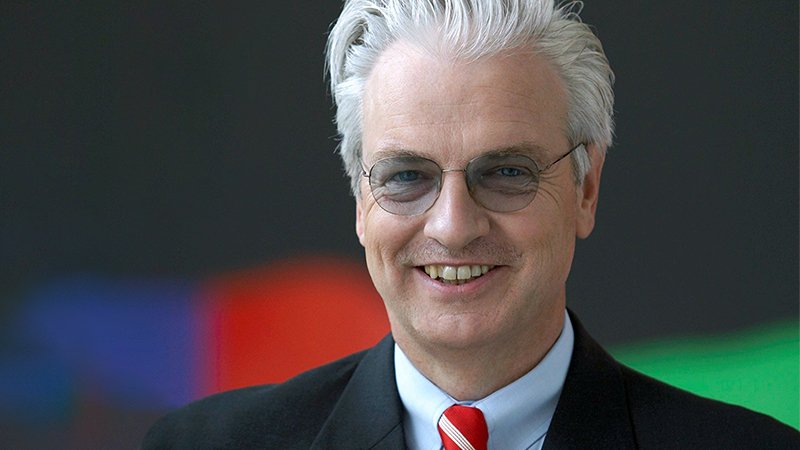 Große Ehre für einen der international bekanntesten Köpfe der Versicherungs- und Finanzmathematik: Prof. Dr. Kurt Wolfsdorf (71) erhält das Bundesverdienstkreuz. (Foto: Deutschen Aktuarvereinigung e.V.)