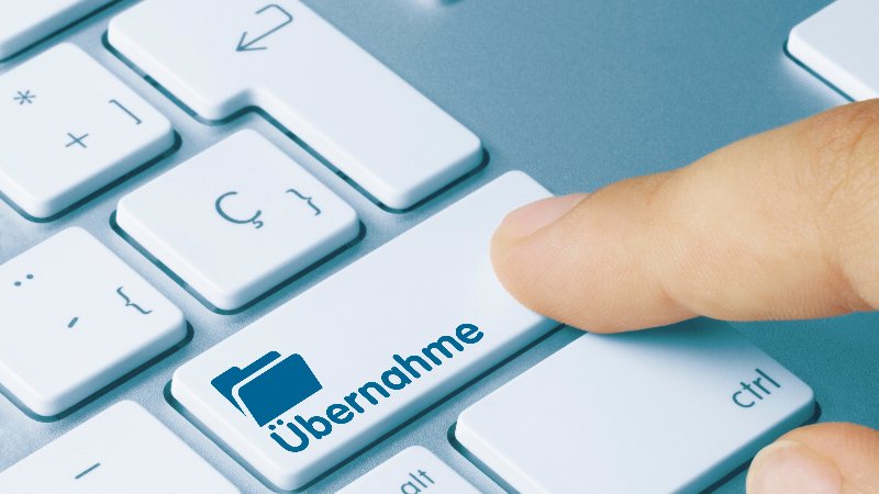 Nach dem Tod eines der Gründer von Testsiegertarife wurde mit der Nachfolgeplanung eigens ein Unternehmen beauftragt. Rund anderthalb Jahre später steht die komplette Übernahme. (Foto: @ momius - stock.adobe.com)