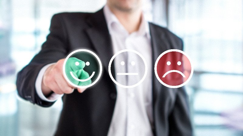 Die VEMA eG führt in regelmäßigen Abständen Makler-Befragungen in verschiedenen Sparten durch (Foto: © terovesalainen - stock.adobe.com)